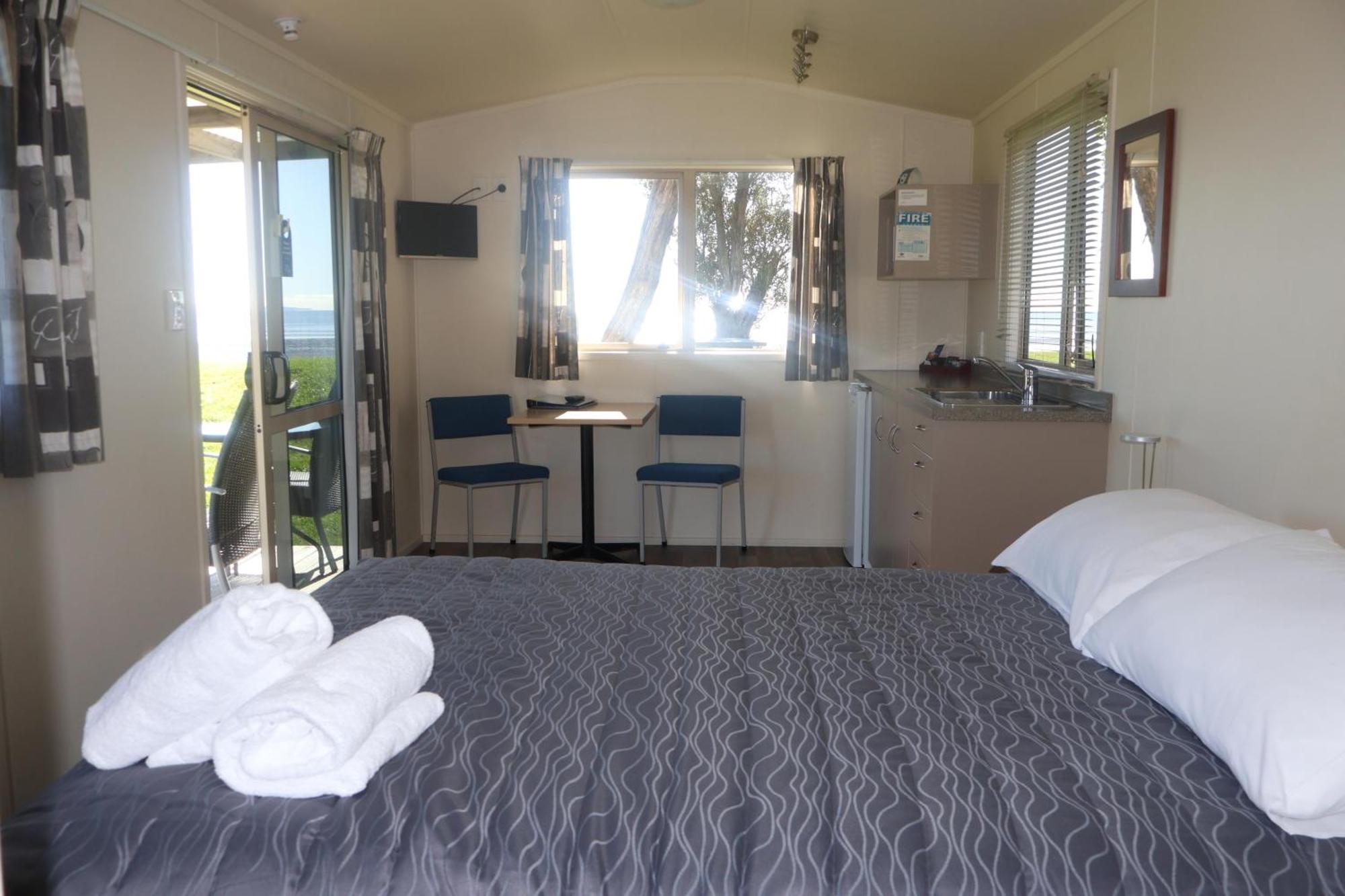 Pohara Beach Top 10 Holiday Park 외부 사진