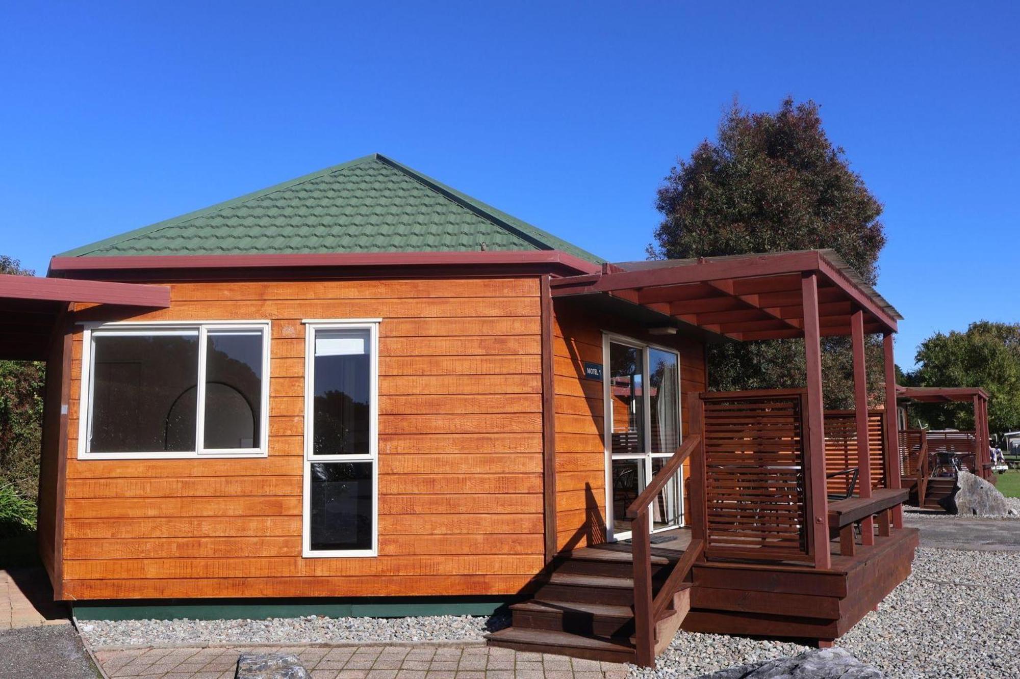 Pohara Beach Top 10 Holiday Park 외부 사진