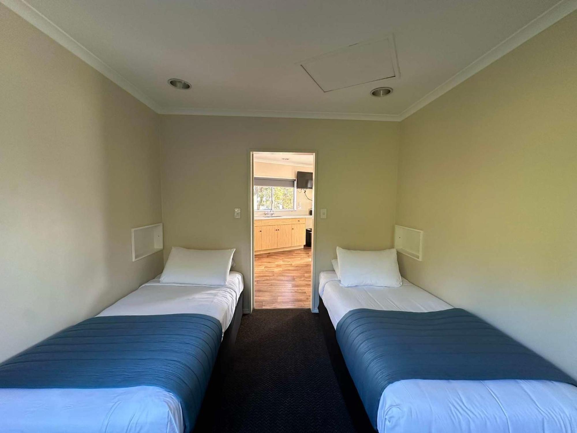 Pohara Beach Top 10 Holiday Park 외부 사진